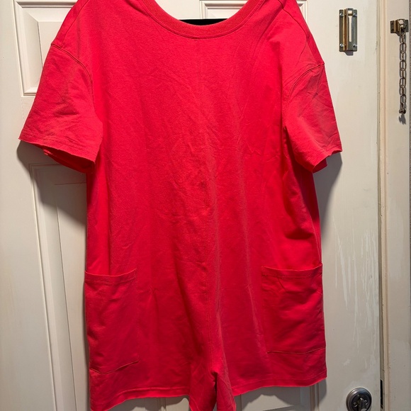 Amazon Coral Red Oversized Tee Romper - Picture 2 of 3